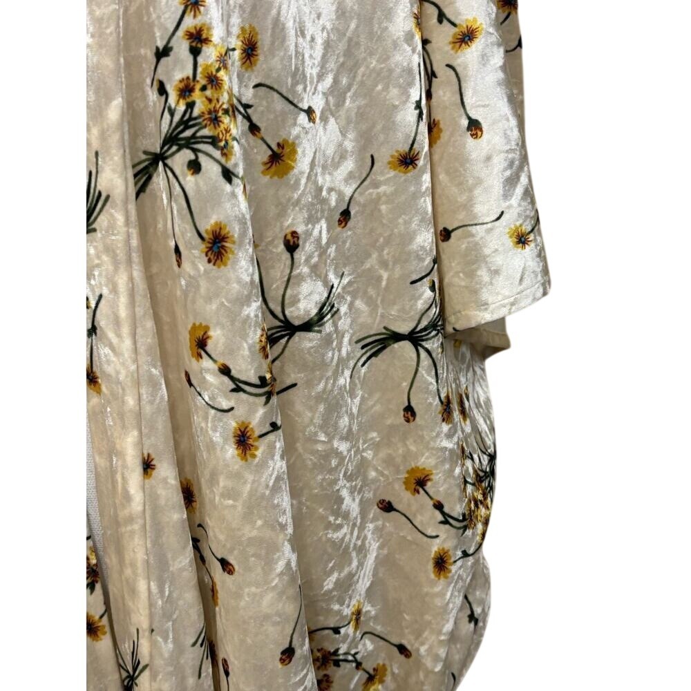 Floreat Anthropologie Velvet Kimono Duster Floral Champagne Yellow Open Front - Picture 5 of 7